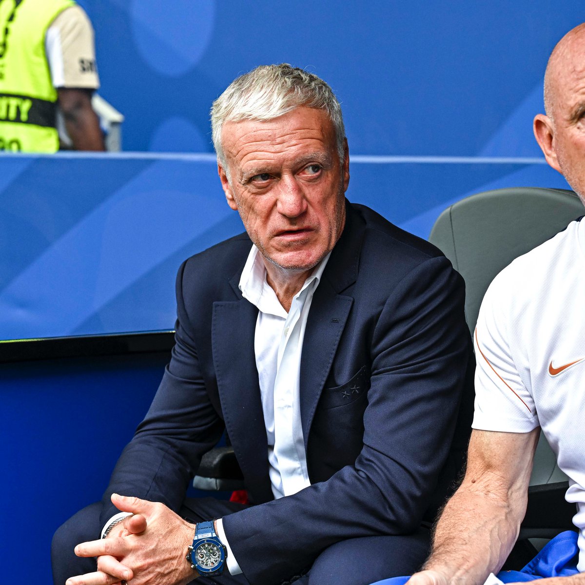 ActuFoot_'s tweet photo. 92.8% de passes réussies dans le camp adverse ce soir.

Ça n'est jamais arrivé pour l'équipe de France 🇫🇷 sur ces 20 dernières années. 🤯👏

📊 @OptaJean https://t.co/mqocMQN6Wp