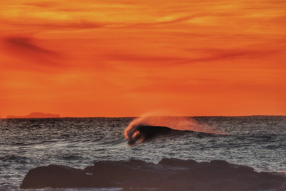 GrayMarker99's tweet photo. The wave 🌊 https://t.co/AlVIIcZLEZ