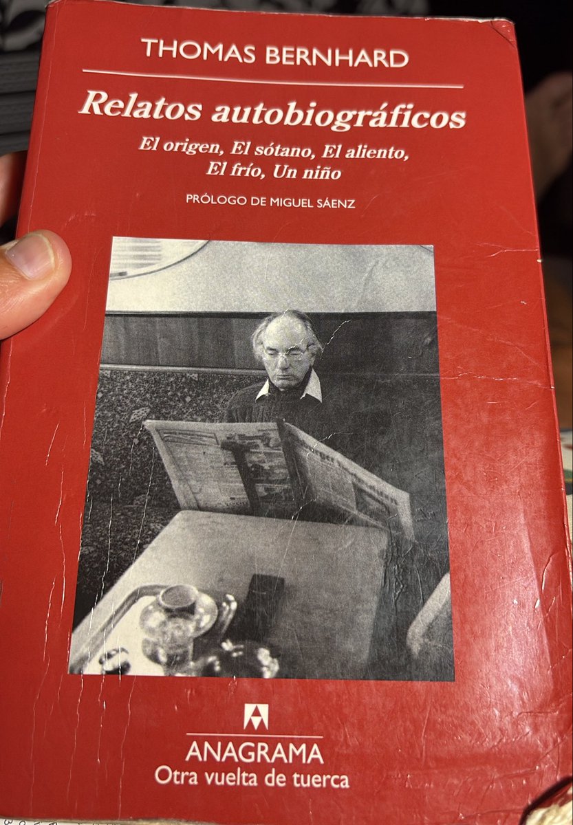 socrastico's tweet photo. Por si hay alguien ahí en la espesura literaria,un gustazo leer la
Crudeza de Bernhard. https://t.co/gXfkQKL0SE