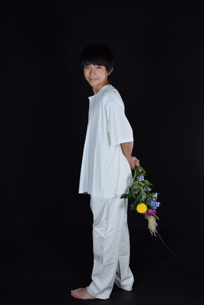 pnf83292's tweet photo. 2026.9.27🍇
スタジオ（リク撮）

神子拓豊くん
@kyamikyaminn 

秋を意識した少し大人っぽい雰囲気の撮影📷
可愛いとカッコいいの狭間😁

#男の子モデル
#イケメン 
#秋 https://t.co/4cng5y7zQS