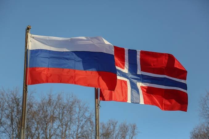 DALAX's tweet photo. I'm Norwegian, and Russia is not my enemy #NotMyEnemy https://t.co/r8JJL3ifN6