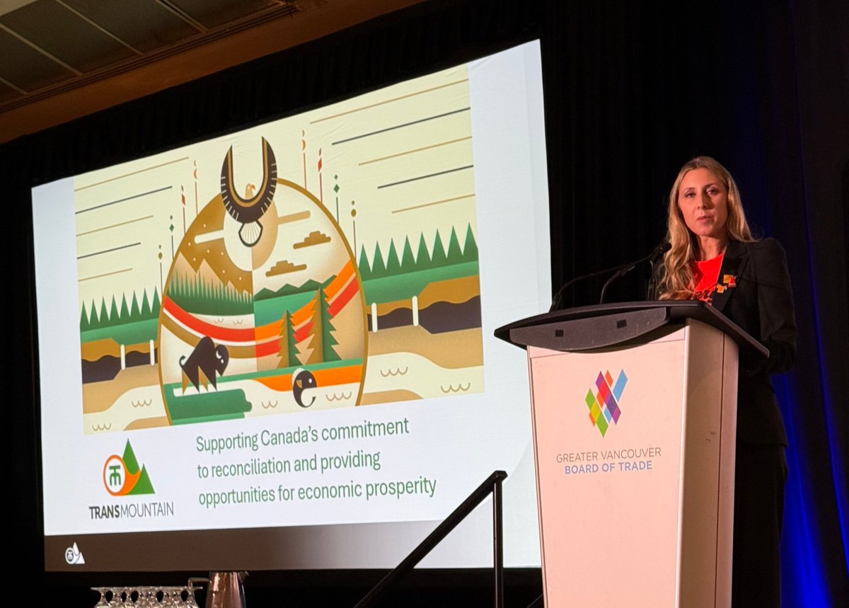 TransMtnFR's tweet photo. Un sincère merci au @BoardofTrade d’avoir réuni les Premières Nations locales, les entreprises et les partenaires du développement économique à l’occasion de l’Indigenous Opportunities Forum de cette année.

Cette journée a été riche en échanges constructifs sur la collaboration, la création de valeur partagée et les occasions qui se présentent lorsque les Nations autochtones travaillent ensemble et avec l’industrie. Ces partenariats contribuent à bâtir un avenir plus fort et plus prospère pour les collectivités de la Colombie-Britannique.

#PossibilitésÉconomiquesAutochtones #TransMountain