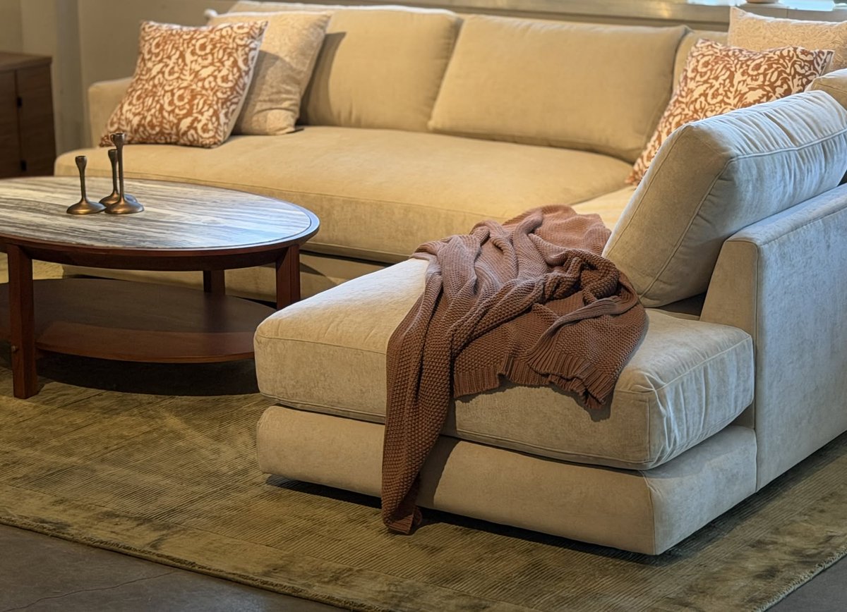 AnnetteHalmbjys's tweet photo. Fresh comfort, fresh style. Upgrade your living space with our new sectionals and sofas, now 40% off. Bring home the comfort and style you’ve been looking for. Shop the sale today. https://t.co/u2Yj7JfTaE