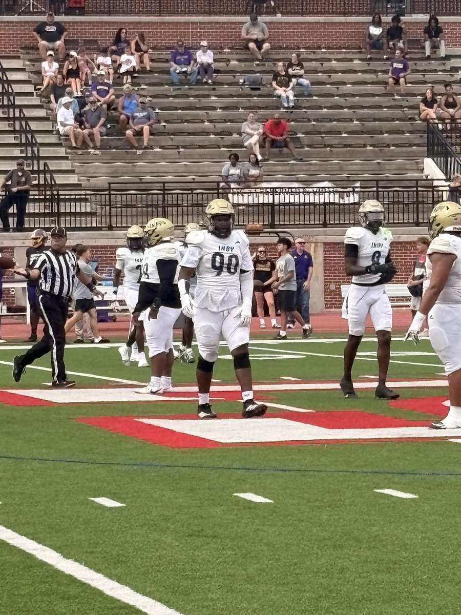 RonnieR18405559's tweet photo. Week 2 through week 4 film
Dec grad 
@CoachDonerson @RatedPG_7 @MiltonWAdamsII @RealusGeorgeJr @CoachPiranio @JTimmons75 @CoachCoulson_ @visionsportgrp @coachjeddy_DL @JUCOInsiderRep https://t.co/sHtpF2oh6D