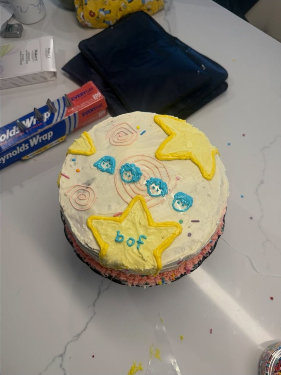 bofphotobooth's tweet photo. + bonus bof cake https://t.co/9MTqLpkU7z