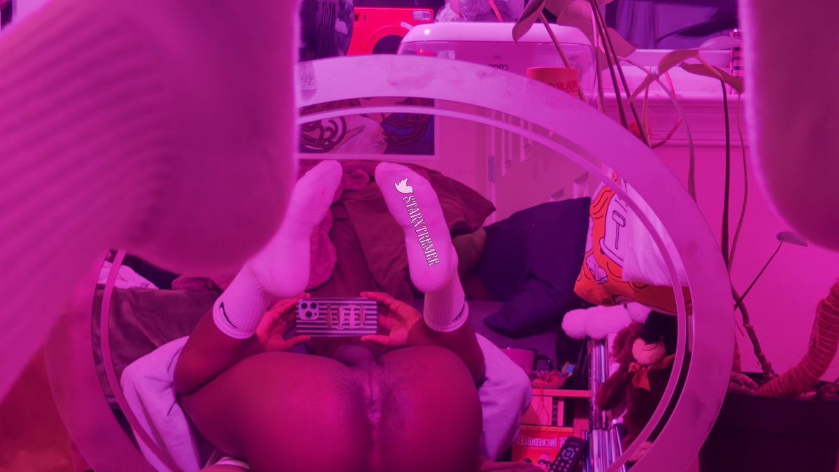 starxtremee's tweet photo. 🧦😵‍💫 https://t.co/e9lpEzzP1z
