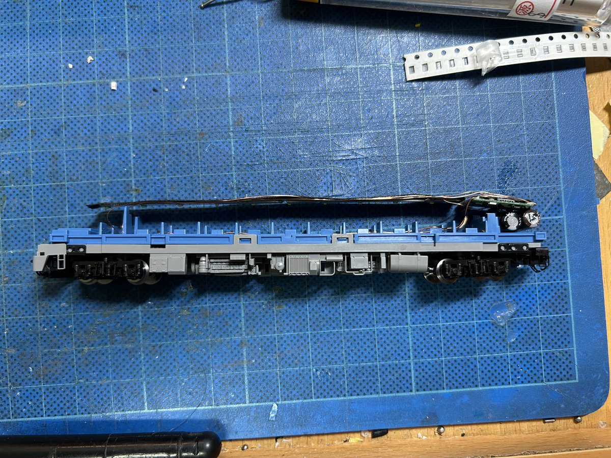 ChangDarong's tweet photo. 利尻用T車改造之一
Tomix N scale キハ56-200
使用NGDCC DF19x4bpssR4兩極性晶片(デコーダ) https://t.co/xelHEL1Mha