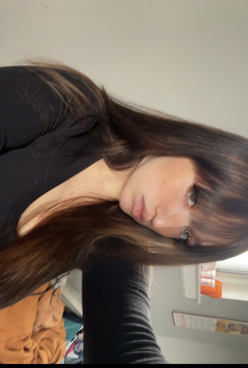 laylabeanssss's tweet photo. Come pay me I will sit on your face https://t.co/xtZtUt78c1