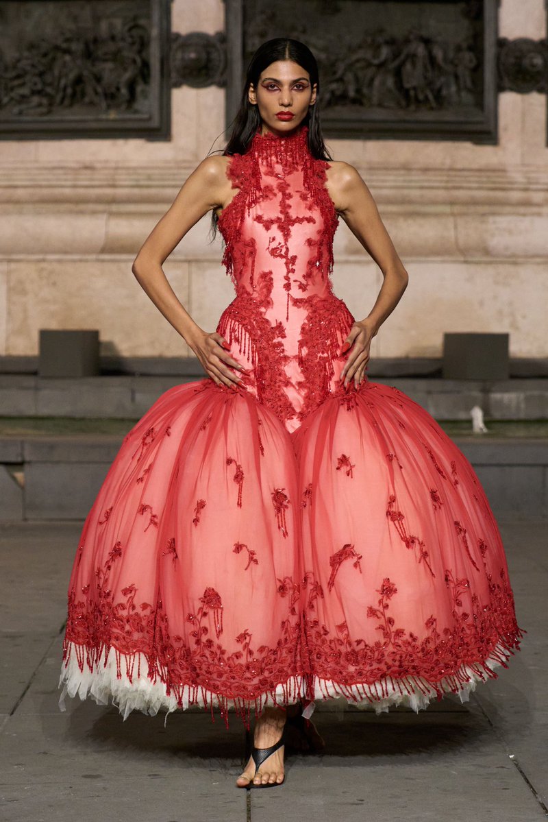 jacquemusx's tweet photo. Matières Fécales is a force to be reckoned with. One of the best catwalks right now. https://t.co/rS6jsafvva