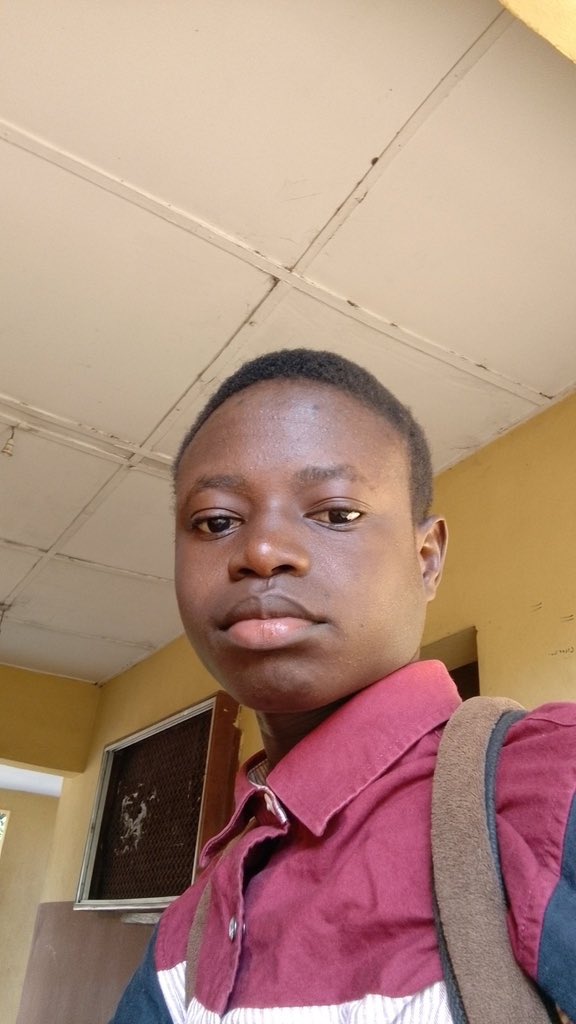 toerriscisse's tweet photo. Who sabi where this boy dey https://t.co/MvnUS9dq5D