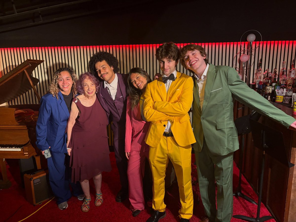 bofphotobooth's tweet photo. BUNCH OF FRIENDS on their own instagram!!
Thread | 20 pictures
https://t.co/1dkA4cSMMI https://t.co/0xxqe0IdcR