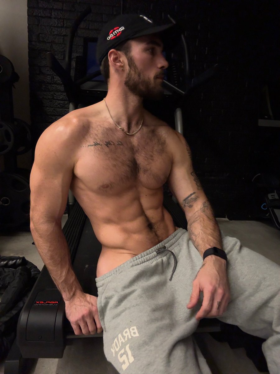 EgoWithBenefits's tweet photo. Genetics did most of the flirting. https://t.co/VR9crMx0V2