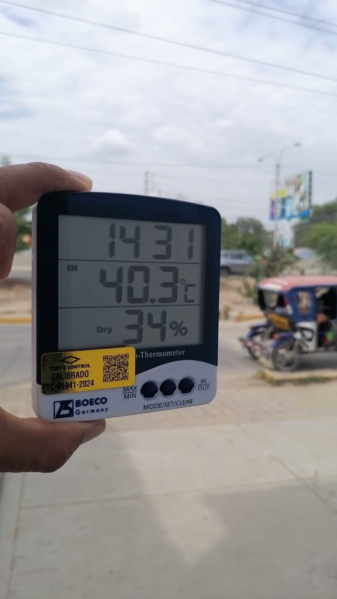 ChullenFlavio's tweet photo. @ClimaPeruMundo Piura, bajo sombra😎 https://t.co/YNh0CvHCnR