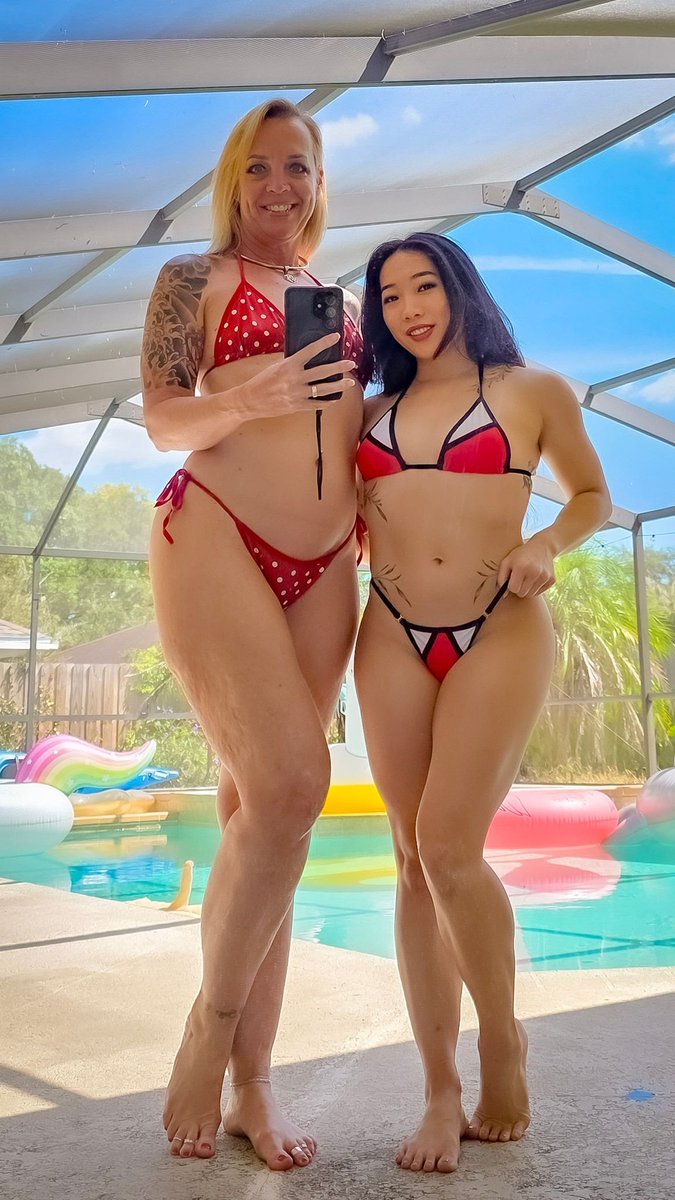 Inked_and_Blond's tweet photo. I had a blast shooting with @kiara_star01 !! Lots of hot fun with this gorgeous babe 😘😘 https://t.co/3Jue9QGnUB