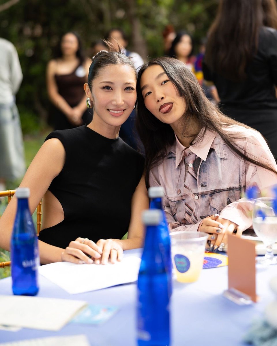 EjaeUpdates's tweet photo. #EJAE and Audrey during the GYOPO’s 8th Annual Chuseok Benefit yesterday. https://t.co/IcKXSVcwdo