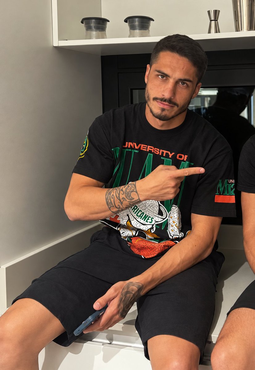 AthletixHQ's tweet photo. 💫Nicolás Figal💫 https://t.co/7ADGVe0jLI