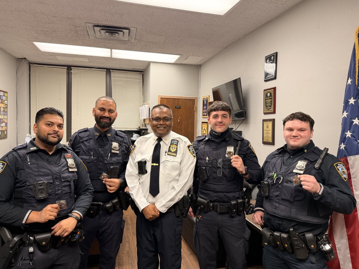 NYPD109Pct's tweet photo. D.I. Chowdhury presented CO’s Challenge Coins to our outstanding rookie officers in the Field Training Unit! Congrats to those wrapping up field training and moving on to new assignments. Good luck! Keeping our community safe! 🪙🚔 #109Pct #NYPD https://t.co/94FUsvTTtb