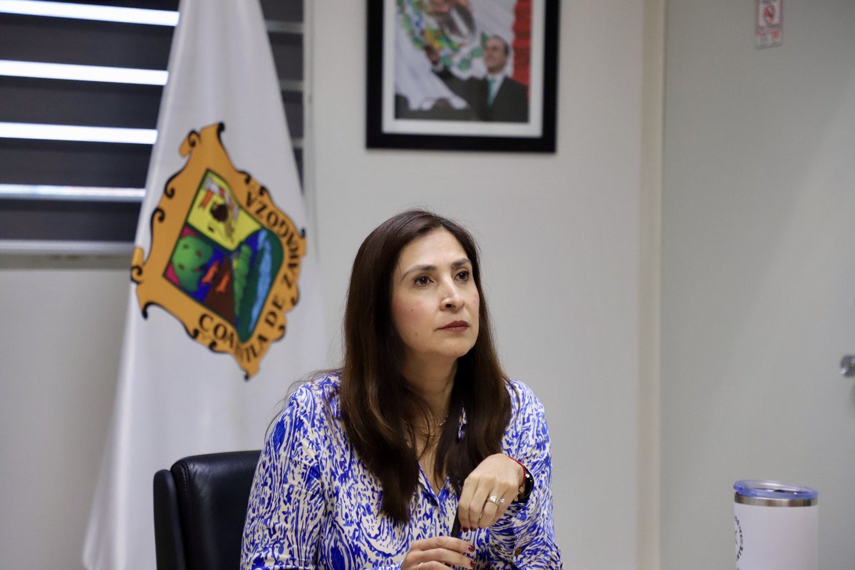 SEFIRC_COAH's tweet photo. Junto al titular del INTRAC, Luis Jesús Lara , la secretaria Marisol Mtz. Glz., participó en la 1ª Sesión Extraordinaria del Consejo del Sistema Nacional de Acceso a la Información Pública, en la que se dio seguimiento al Plan Anual 2026
#CoahuilaPaDelante
#APasosDeGigante https://t.co/yCTZ1mak8y