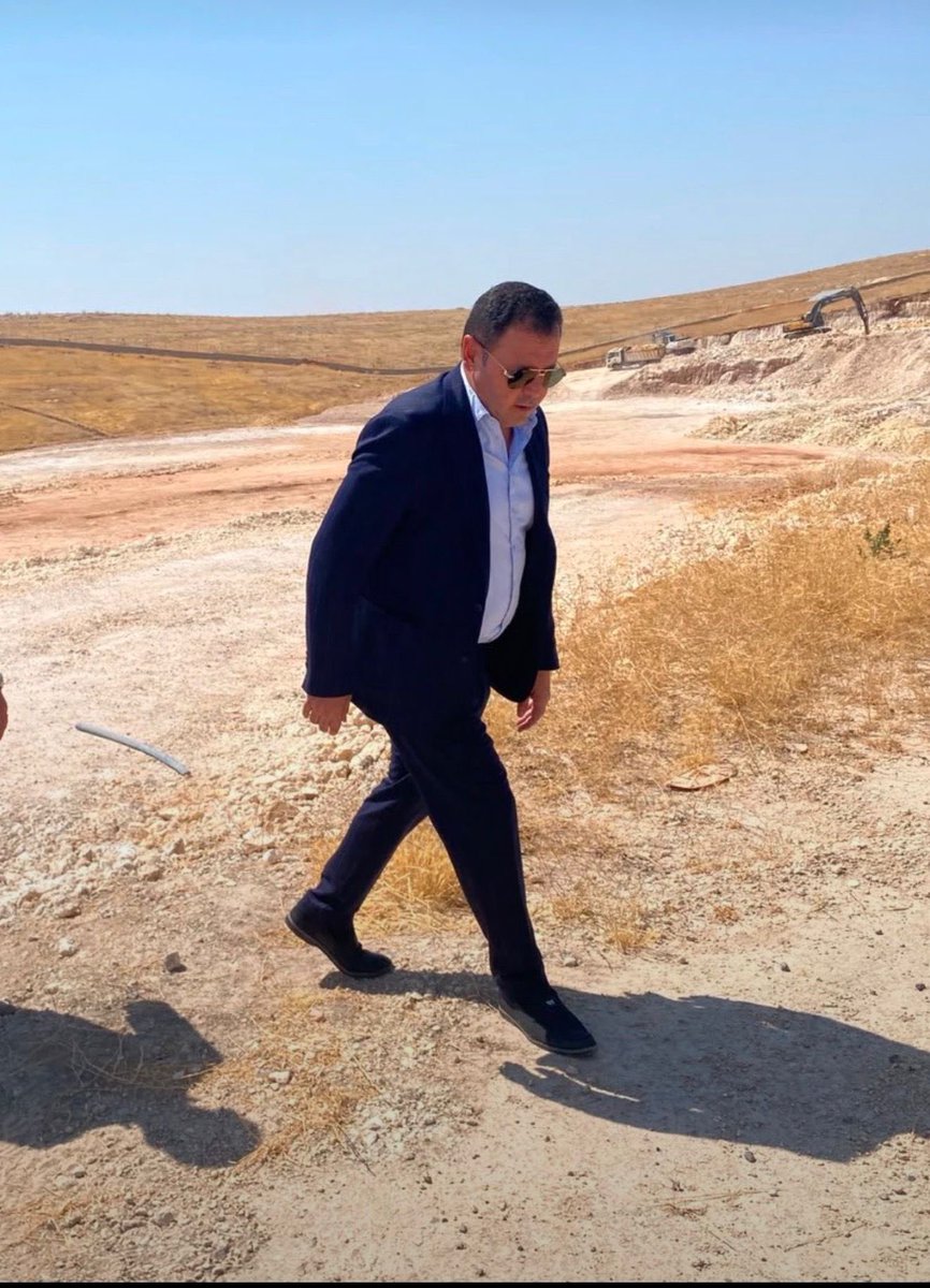 AvAhmetkas's tweet photo. ŞUTSO seçimi, sadece bir başkanlık seçimi değildir Bu makam koltuk için değil hizmet için çalışacak; yetkinlik, liyakat ve tecrübe isteyen bir makamdır.M Doğan Yetim; tecrübesi ve icraatlarıyla hizmet odaklı yönetim anlayışını ortaya koyuyor. Koltuk değil hizmet, söz değil icraat https://t.co/TWMwsvl5xZ