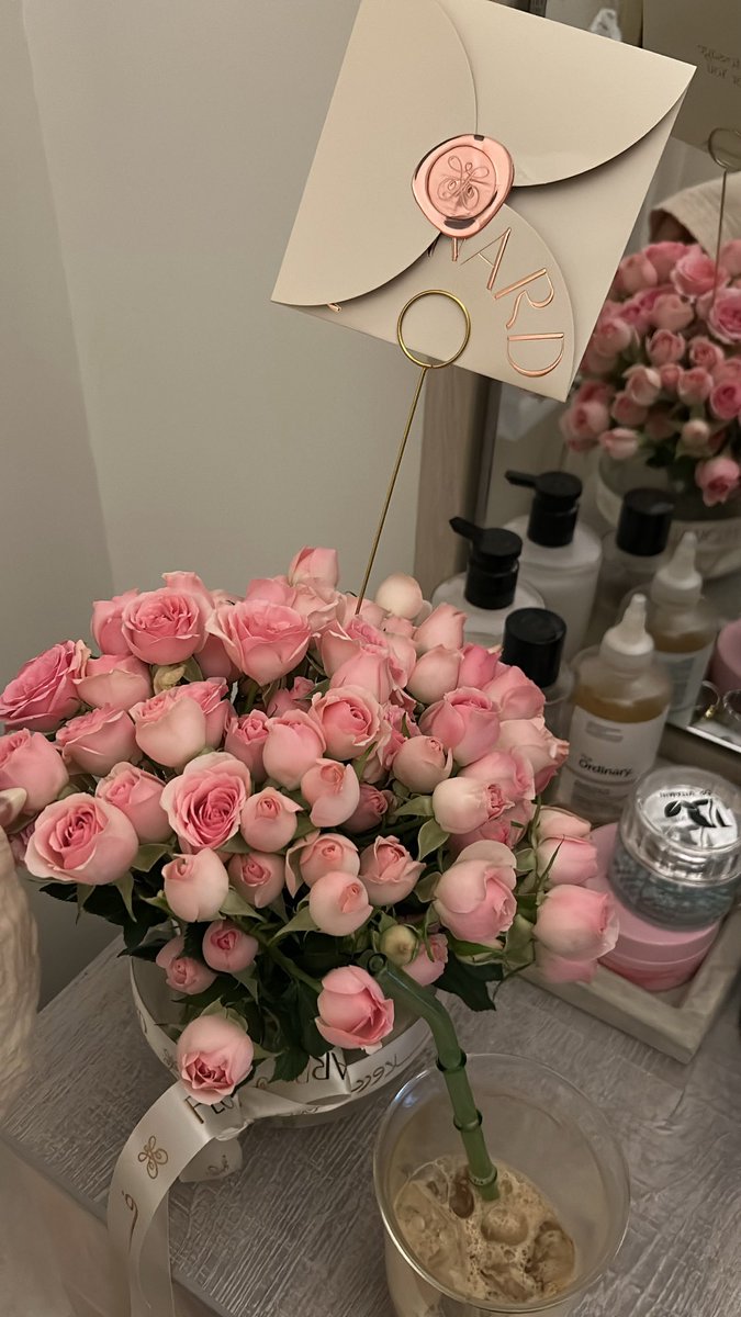 ls2mar's tweet photo. لا بس قلت لصديقتي نفسيتي تعبانة هي بعد نص ساعة❤️ https://t.co/362Bn6UsoD