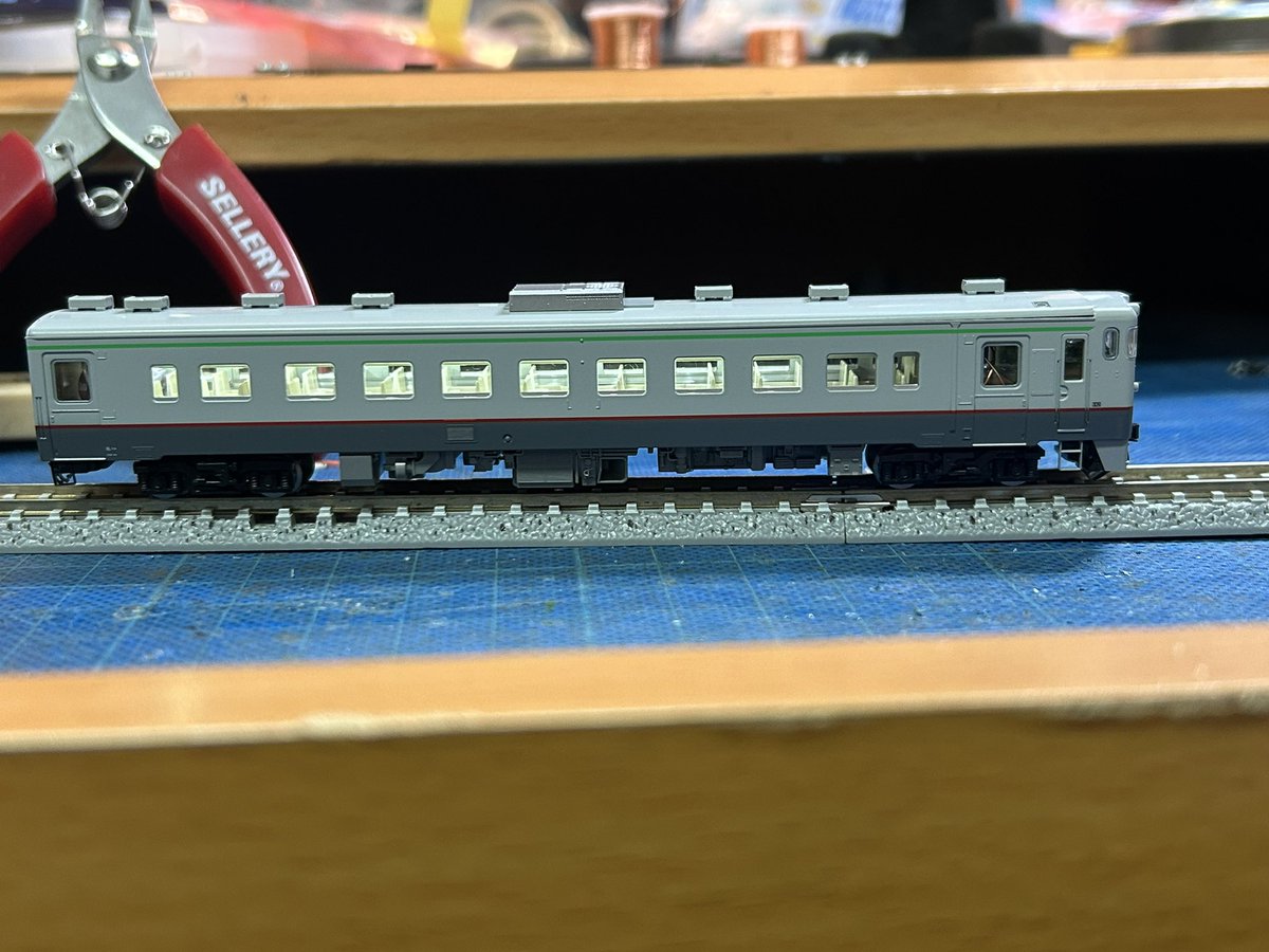 ChangDarong's tweet photo. 利尻用T車改造之二
Tomix N scale キハ480-1300
同樣使用NGDCC DF19x4bpssR4＋DIY室內燈 https://t.co/lYgdGE8Liv