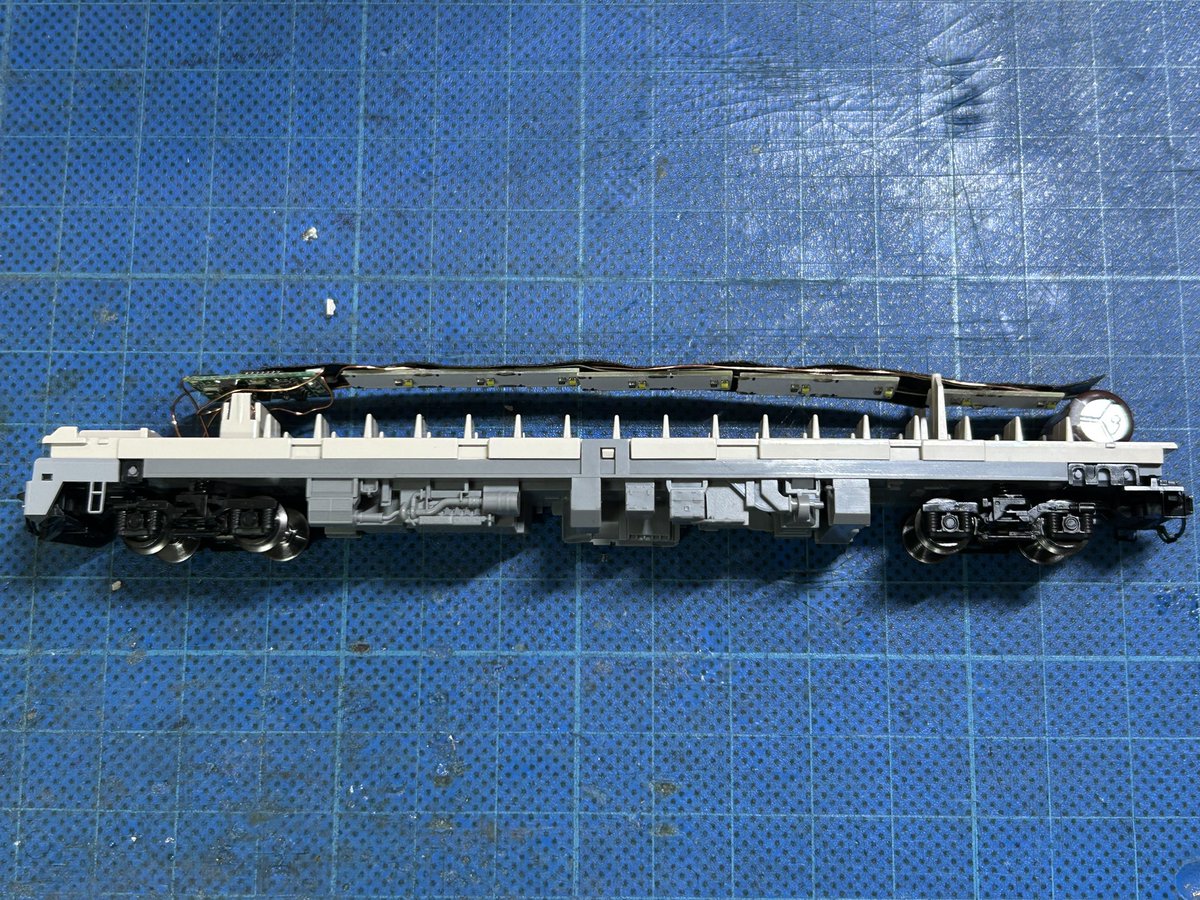 ChangDarong's tweet photo. 利尻用T車改造之二
Tomix N scale キハ480-1300
同樣使用NGDCC DF19x4bpssR4＋DIY室內燈 https://t.co/lYgdGE8Liv