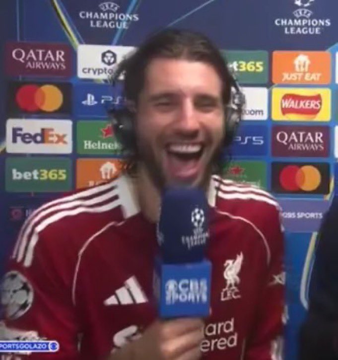 archonkane01's tweet photo. @GoonerAdam91 It’s okay 
Don’t cry https://t.co/hou881952s