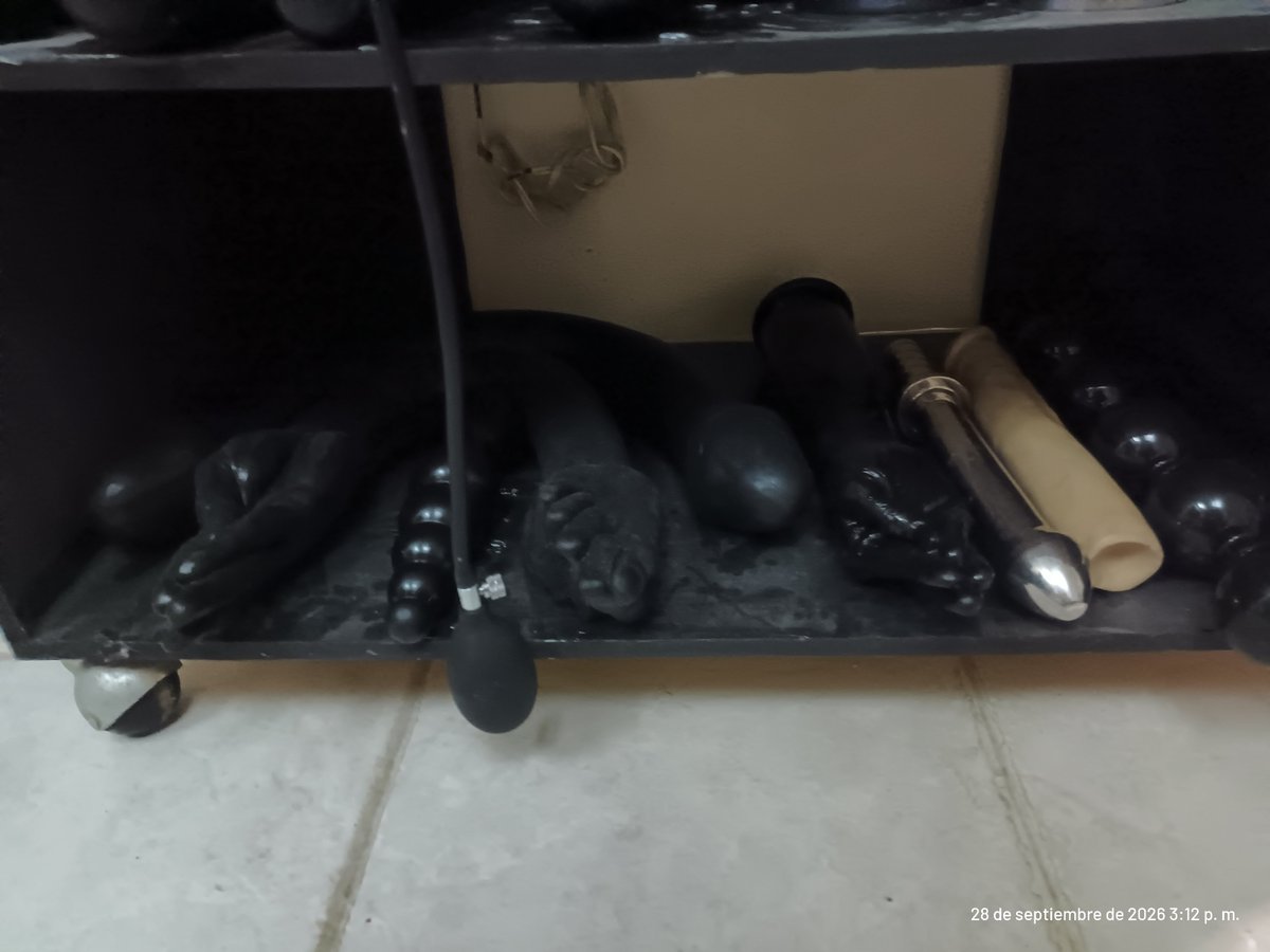 fist_insaciable's tweet photo. @ffistercom @x_lube #ffisting #gayfisting #fistpunch #puchhole #doblefisting @Fisting69adic #fistinggay #publicfist #fistbottom #fisttoys #openhol #Fistingdoble #fistingdildos
#punchfist #fistinggroup https://t.co/ZixS7ZcCcS