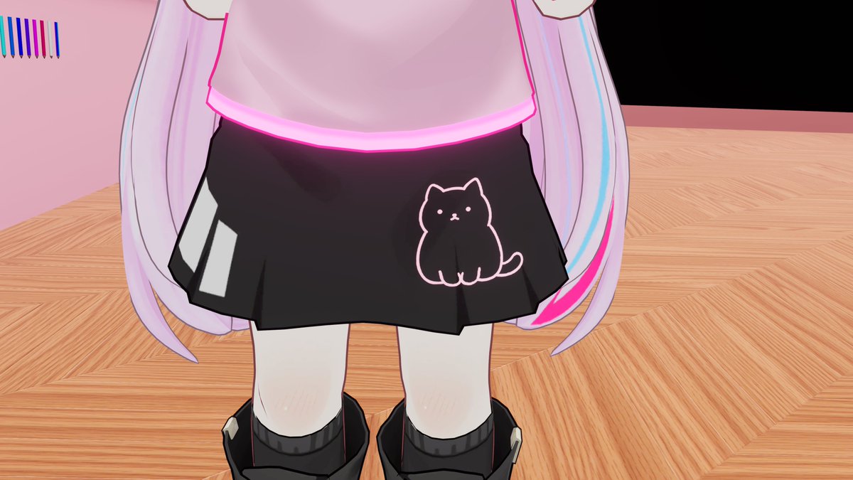Sam_VRChat's tweet photo. 最近発売された猫のギミック導入してみました！
どう接したかによって、1時間ごとに性格が変わるみたいです！

うちの子はダンス衣装に付けているので、全然かまってあげられてないです...
すぐそっぽを向かれます https://t.co/JIiBNGrMU0