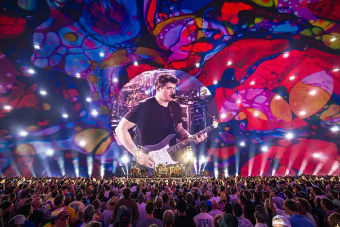 RelixMag's tweet photo. John Mayer will return to Las Vegas’ Sphere for a series of headlining dates next year. The guitarist, who hosted residencies at the venue in 2024 and 2025 as a member of Dead & Company, will appear at the immersive space on April 8, 10, 11, 15, 17 and 18. According to the announcement, he will perform solo, with his full and in a trio format. The trio spots will feature bassist Pino Palladino and drummer Steve Jordan; the John Mayer Trio last performed together in 2023, when they regrouped for short sets at Love Rocks and the Crossroads Guitar Festival. Since Bob Weir’s passing earlier this year, Mayer has shied away from covering Grateful Dead music as he has inched back into his solo career.

Up next, Mayer will appear at Buddy Guy’s 90th birthday celebration at New York’s Radio City Music Hall on Thursday, October 1. He will also perform at Uncasville, CT’s Mohegan Sun Arena on October 9 as part of Mohegan Sun’s 30th Birthday Celebration and Hollywood, CA’s Chaplin Studios on October 10 during Soundstage of Hope.