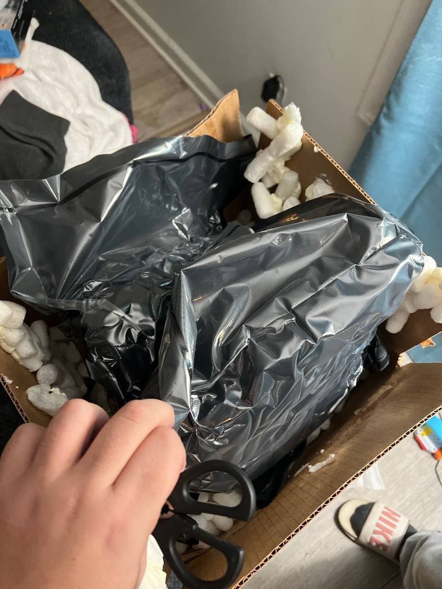 streetbreads's tweet photo. TD AZ 
 REGULAR 📦✈️🦍
#floridaweed #drugtwt #davenportweed  #weedplug #htxplug #chicagoweed #serving #plug #nyc #weedinorlando #cannabis #ohioweed #caliweed #texasplug #dfw #atlweed #atlplug #yart #za #dallasplug #dallasweed #mobile #carts #420usa #TXweed  #mesquite https://t.co/3MmQXfXVhs
