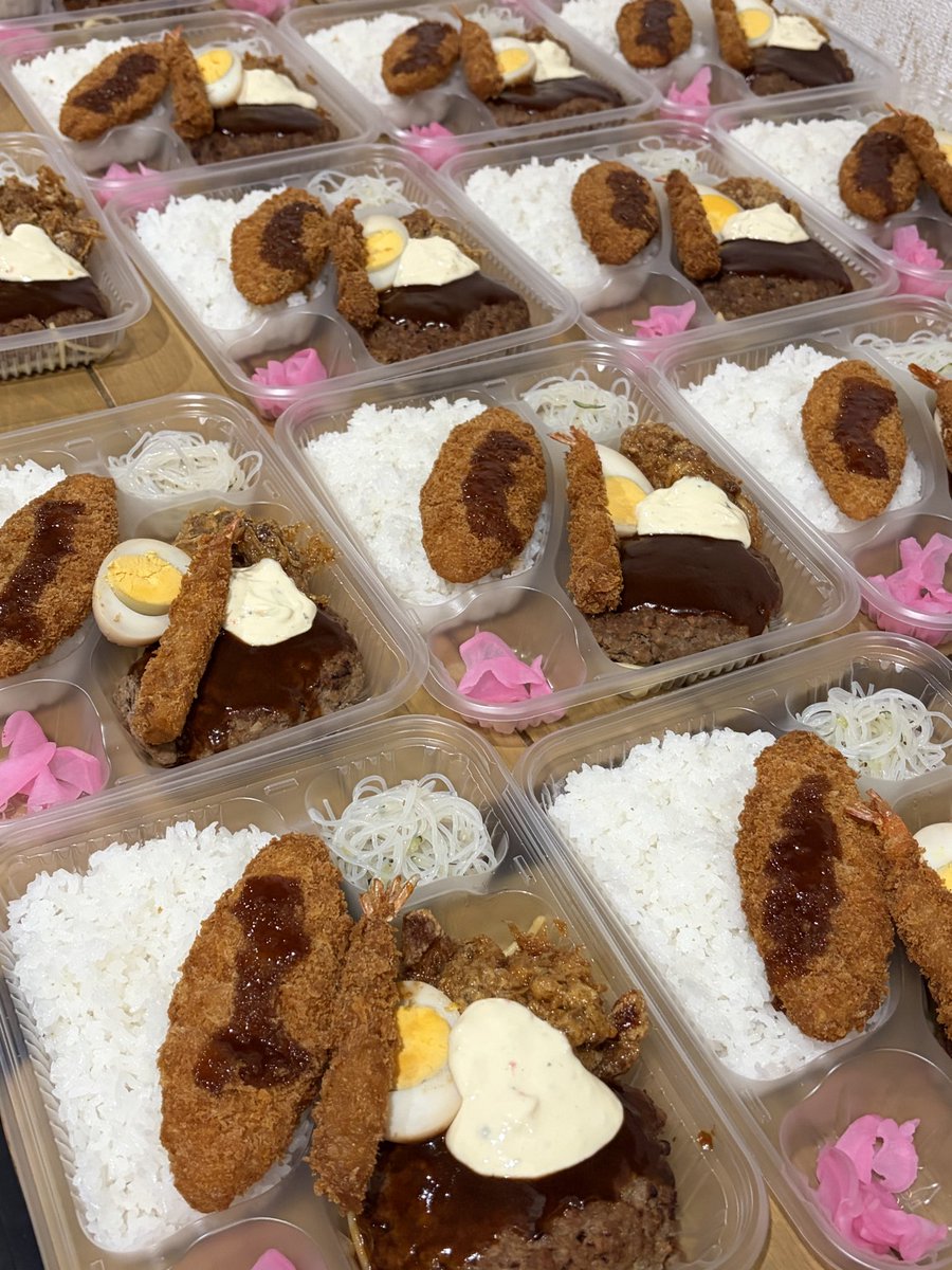 bentouyataruton's tweet photo. 9月29日火曜日7:00
お弁当のたるとん営業🈺🈺🈺
本日もよろしくです♪ https://t.co/c5BGUHNBQU