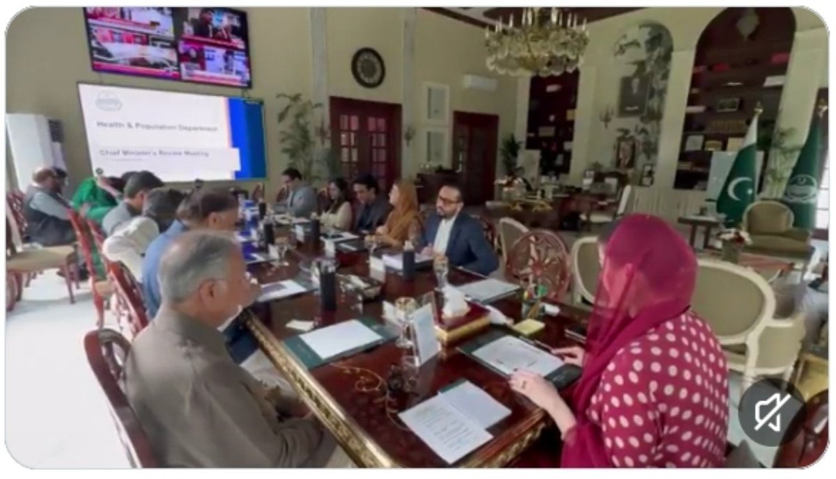 Maryamkilioness's tweet photo. C.M Maryam nwaz has approved setting up stroke centers across all division of Punjab currently 40 primary stroke centers are active with a target to operationalize more by December 17.under the c.m stroke program 336 stroke patients have already been saved https://t.co/m4MDElni87