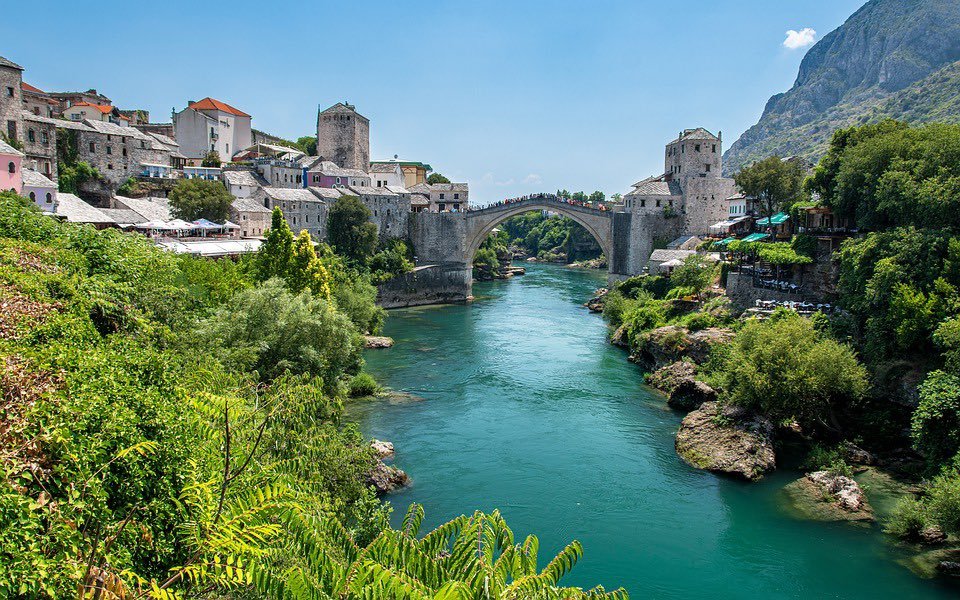 AminaSamira345's tweet photo. Digitalno putovanje kroz #BosnuIHercegovinu! Podijelite fotografiju koju ste sami snimili u nekom bosanskohercegovačkom gradu koji ste posjetili. Samo fotografija, bez opisa 🇧🇦
Olakšajmo ovu izolaciju i zajedno istražimo našu prelijepu zemlju! #dandrzavnostibih https://t.co/jjjAvtwTsU