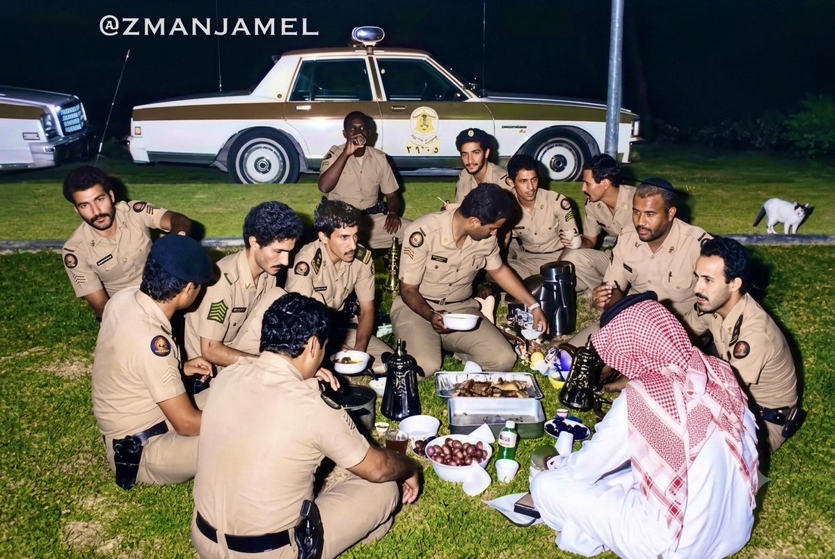 zmanjamel's tweet photo. الرياض رمضان ١٤٠١هـ
#صور_قديمة_لزمن_جميل https://t.co/x8DJGsiJmY