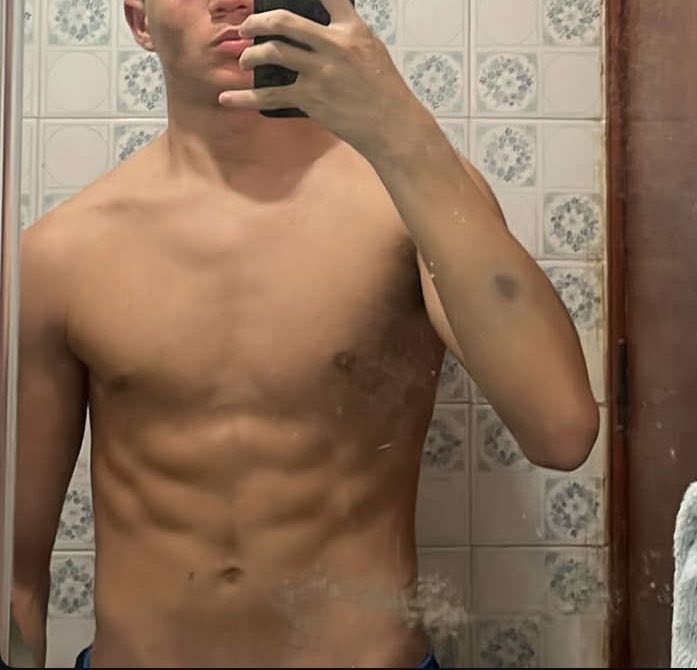 ocarinhadac4m's tweet photo. algum mano afim de trocar ft? to doido p gozar, ratin de academia 19y aq

#PINTOSAWARDS
#BROTHERAGEM
#BRODERAGEM
#PINTOAWARDS
#PINTOSAWARD https://t.co/hXoTUldskc