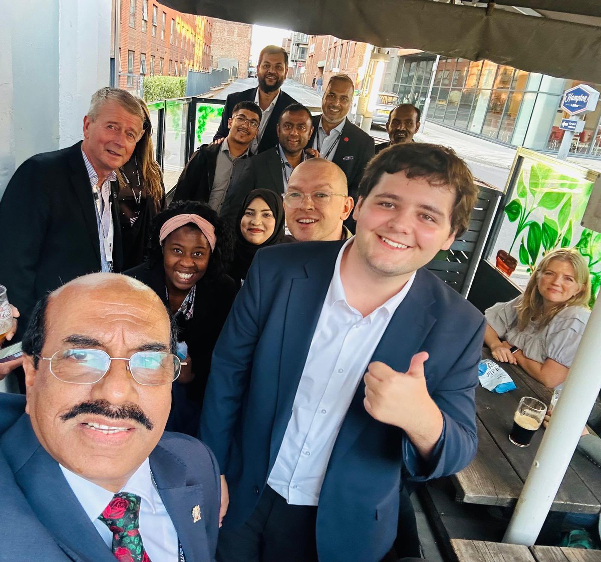 arfudd11_'s tweet photo. @newham_labour at Conference 🌹 #Lab26 https://t.co/dY7UP9EMYx