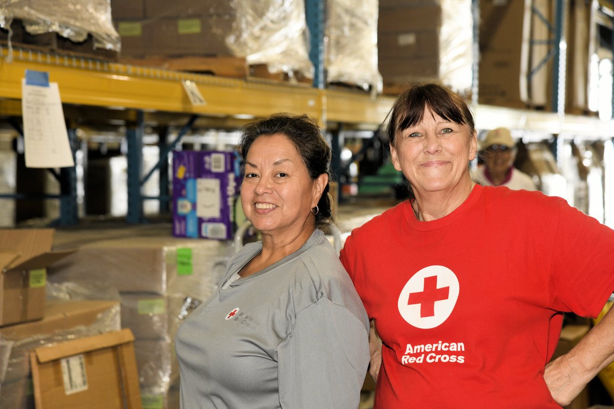RedCrossNTX's tweet photo. It's National Good Neighbor Day!

We celebrate how anyone can step up and support their neighbors when disaster strikes.❤️ You don't need to be a superhero to help. Just a neighbor with an open heart who is willing to lend a hand when our communities need it most.

Be there for your neighbors and your community by volunteering with the Red Cross! Visit https://t.co/OmSU2DVIAP to sign up today!