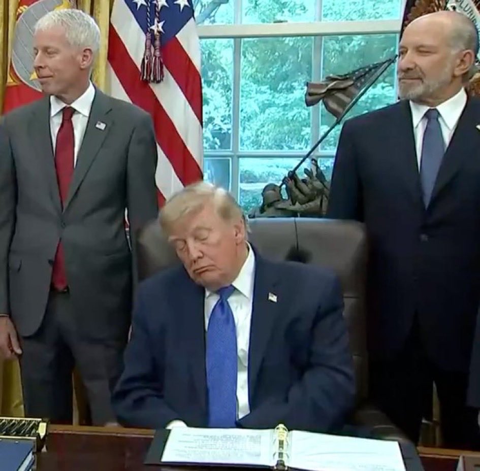 58bugeye's tweet photo. Trump fell asleep at a oval office meeting with the cameras, rolling again today.

Reports Tracking this say that this has happened between 22 and 28 times in his second term alone.  This is not normal even for an 80 year-old.

Seriously what’s wrong with this guy? https://t.co/5gEsDqne1C