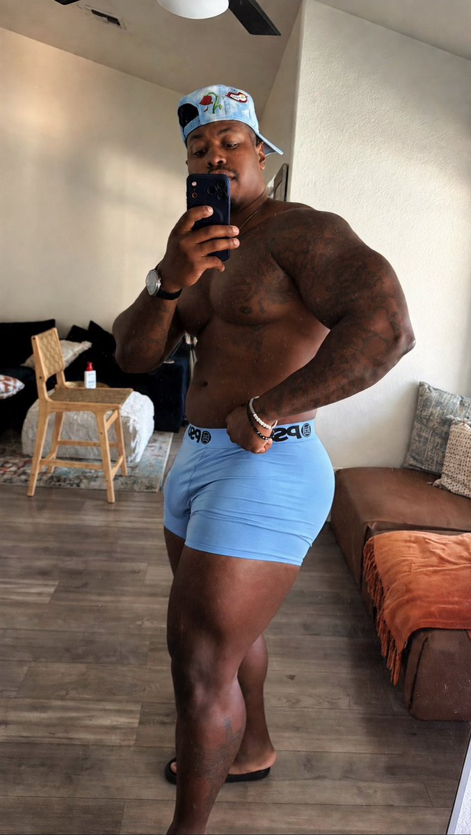 itsthickodonis's tweet photo. 💙 https://t.co/1UuwL0iII6