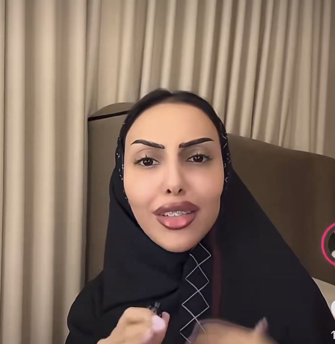 divaa707's tweet photo. مايذكرك الحلى بشي https://t.co/XcneuKTazM