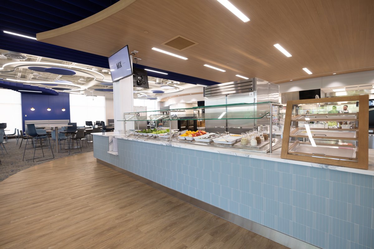 SDState's tweet photo. Larson Commons has a fresh new look. ✨ #SDState celebrated the ribbon cutting for the newly renovated space, featuring multiple kitchens, a fresh menu and more ways for students to gather, connect and feel at home. 🍽️🐰@sdstatedining https://t.co/csA2ztvbbk