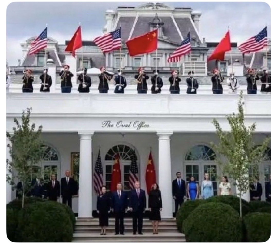 marlene4719's tweet photo. Peter Navarro on Canada:
“The worst part now is they’re getting in bed with China trying to play China against us.  They like to beat up on Donald Trump.  I think politically that works and the only people who get hurt by it are the Canadian people.”

 Hey Peter it wasn’t Canada the rolled out the carpet for the communist dictator Xi Jinping and flew his flags.