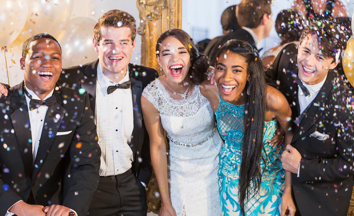 WavyNick's tweet photo. True or false: You attended your high school prom. https://t.co/siBBVQZY5S