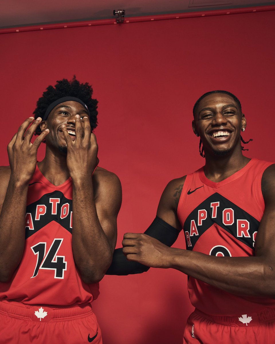 Raptors's tweet photo. RED LOOKIN’ REAL GOOD ON THE GUYZZZZ 😮‍💨 https://t.co/WhCC3bBuJN