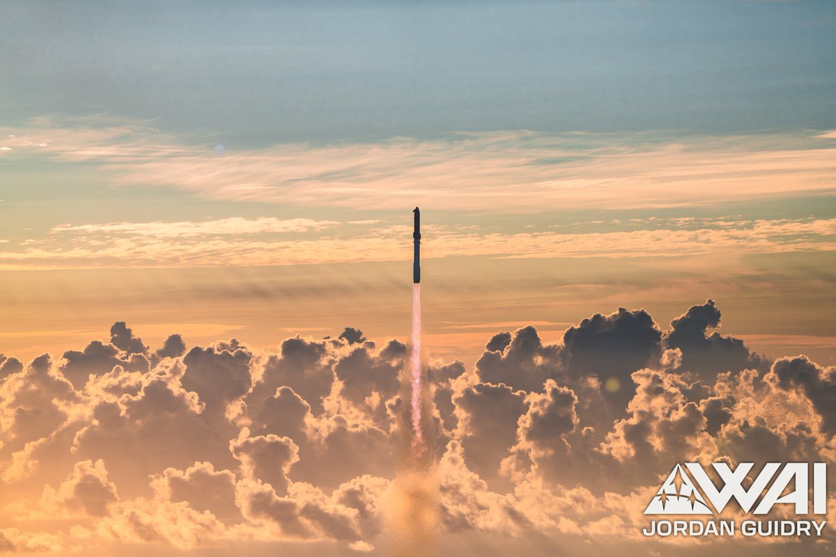 Jordanguidry6's tweet photo. Starship Flight 14 
2026-09-28

I will keep this moment with me for the rest of my life. Absolutely stunning. 😍 

For WAI Media @FelixSchlang https://t.co/qIrZE2rccq