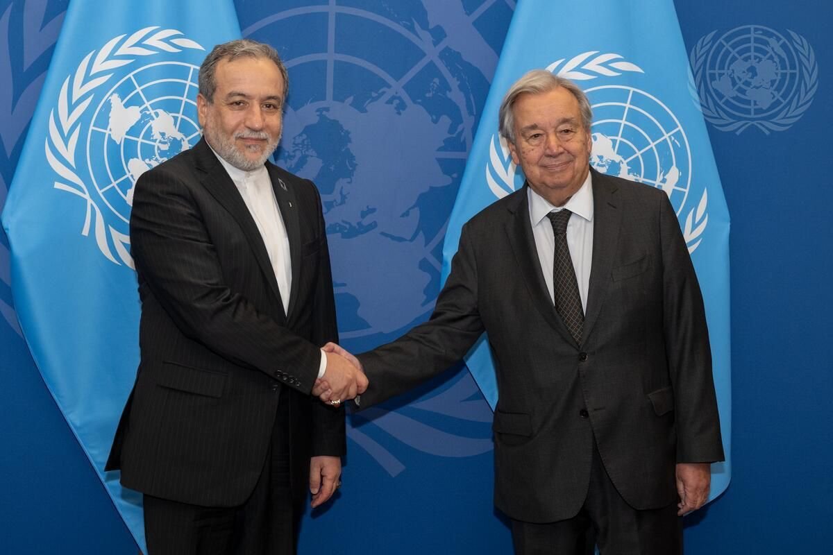 UN_Spokesperson's tweet photo. .@antonioguterres met with Mr. Seyed Abbas Araghchi, Foreign Minister of #Iran.

The Secretary-General welcomed the diplomatic efforts that have been taking place during the UN General Assembly High-Level Week, and which aimed at ending the conflict. 
https://t.co/MdDfgdGth5 https://t.co/DZ655eZlEi