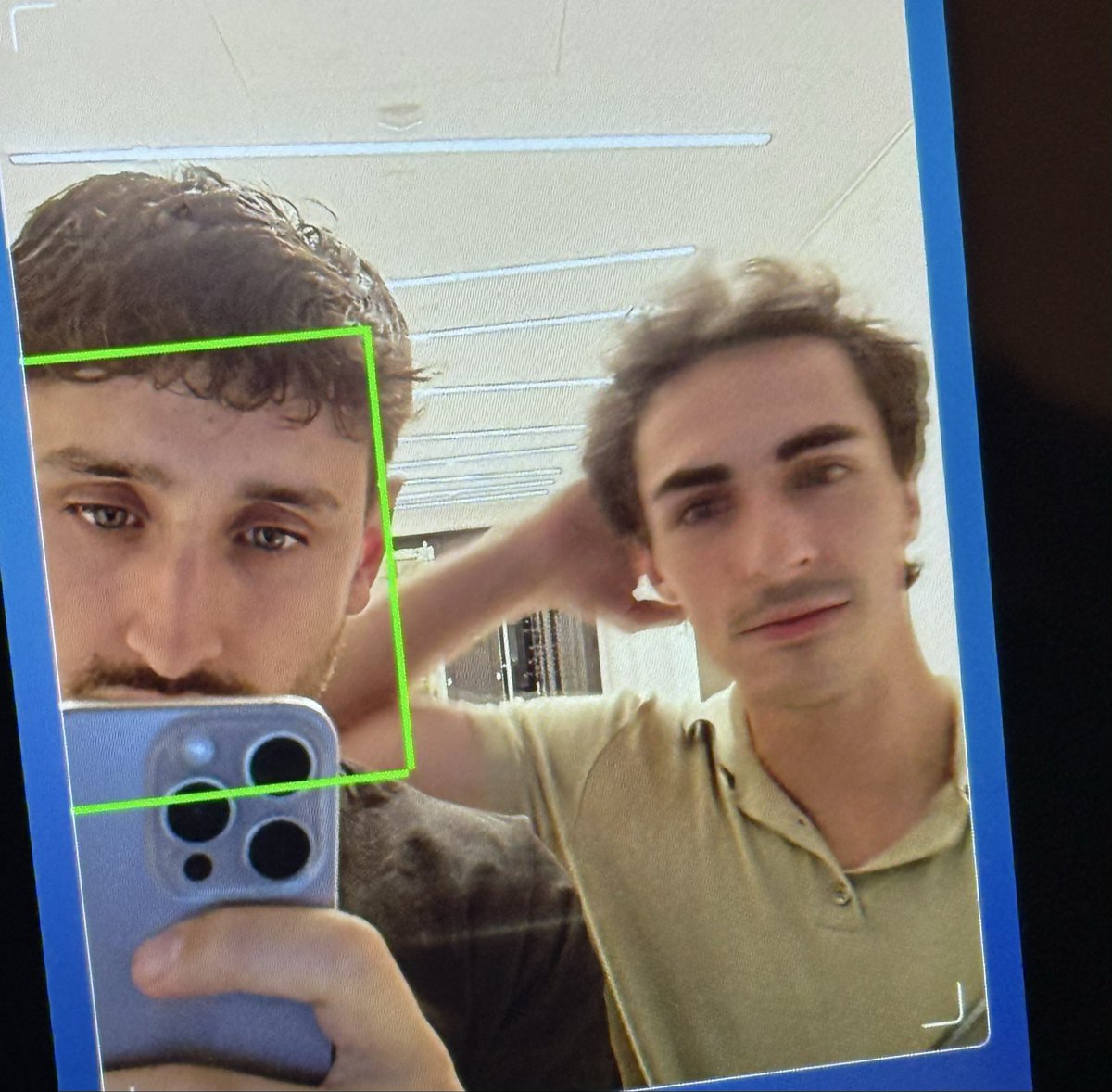 ozfromcorgi's tweet photo. Palantir tracking my every move https://t.co/J8ldaHDwYG