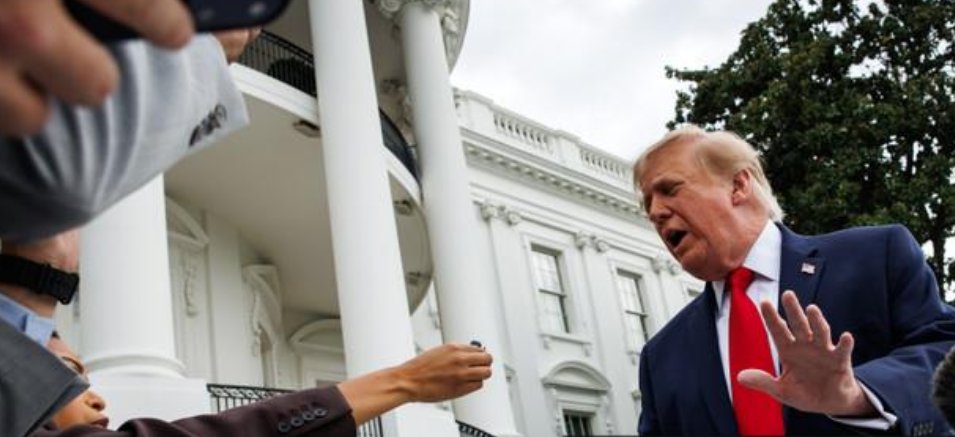 PotokInfo's tweet photo. 🌊THE STRAIT HAS BEEN BYPASSED. NEGOTIATIONS – THIS WEEK. ‘DOOMSDAY WAR’

Trump has rejected Iran’s ‘Hormuz in 7 Days’ plan. And immediately afterwards: negotiations this week. He is prepared to ease US sanctions only in return for concrete progress on the nuclear issue. Not for opening the shipping lane.
Arakchi: Tehran is also prepared for a ‘doomsday war’. They are not concerned about the Washington midterms. The IRGC previously announced the interception of a second American underwater drone in the strait.
A refusal on camera. Talks – via intermediaries. The drone is already in the water.
#Hormuz #Iran #Trump #Arakchi #IRGC #nuclearprogramme #sanctions
