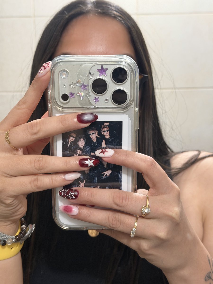 katttreyes's tweet photo. MIS UÑAS ARIROSAS 💋💋💋 https://t.co/no5unoBrPn